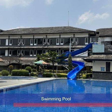 Hotel Parama Puncak Ngoại thất bức ảnh