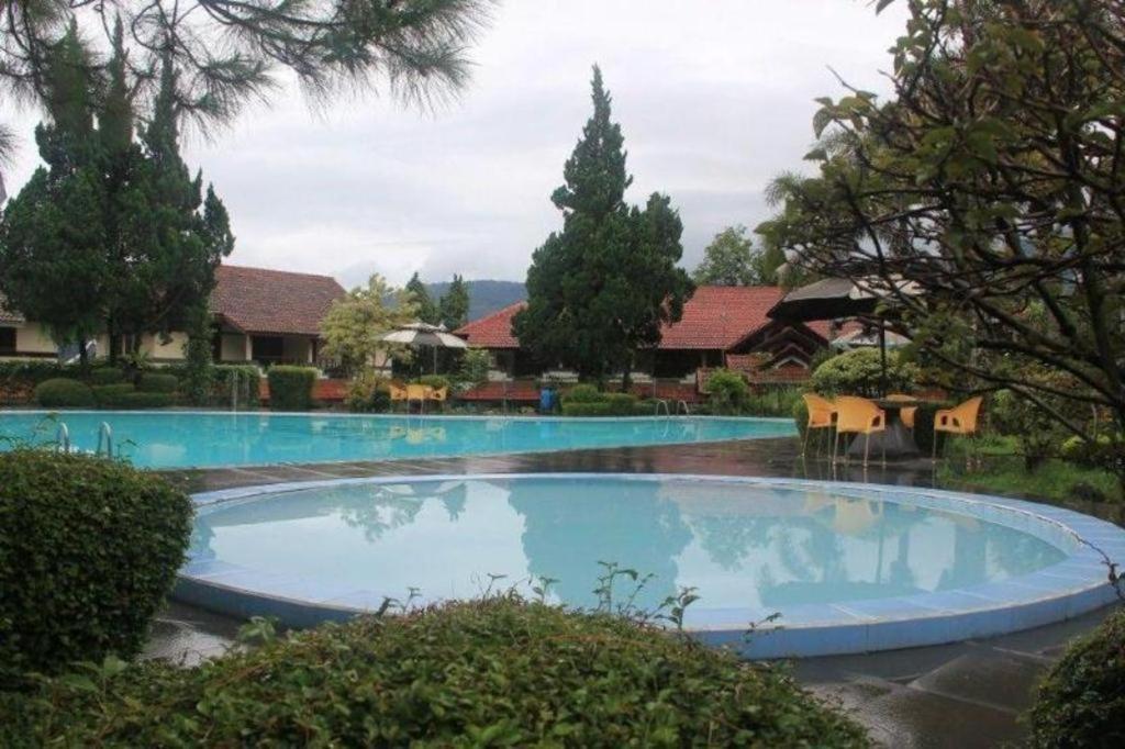 Hotel Parama Puncak Ngoại thất bức ảnh