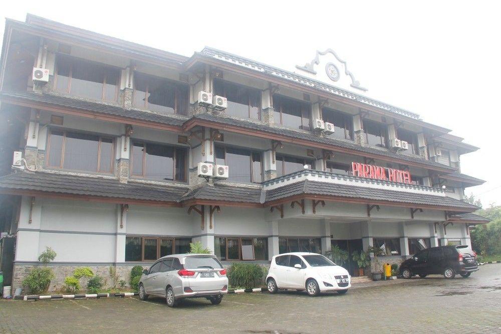 Hotel Parama Puncak Ngoại thất bức ảnh