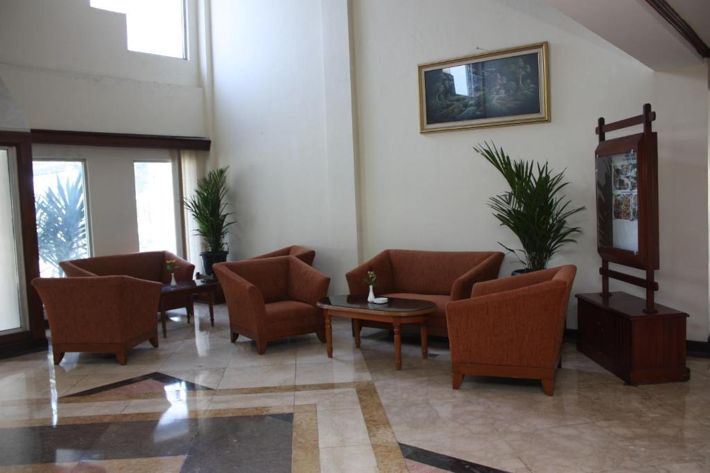 Hotel Parama Puncak Ngoại thất bức ảnh